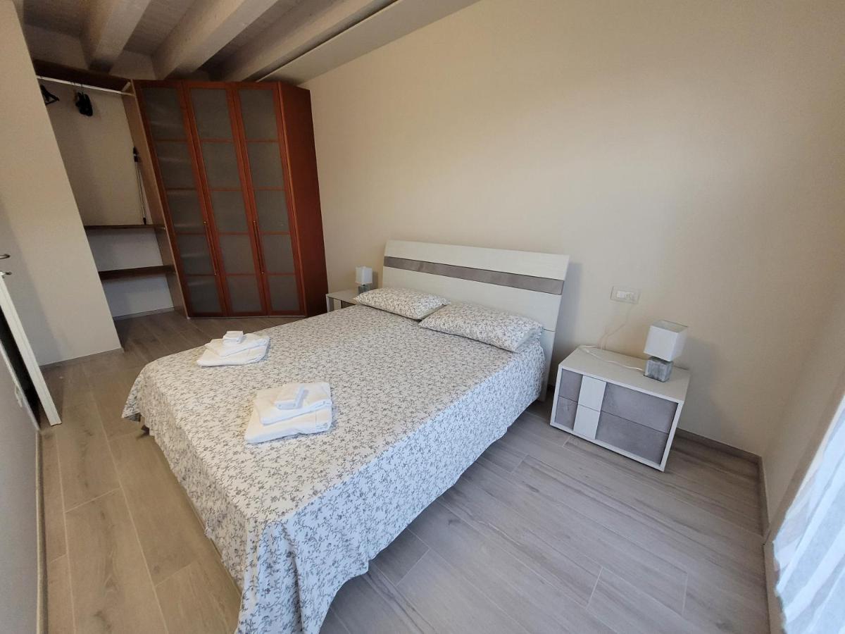 Garda View - Nuovo Appartamento Con Solarium Vista Lago Εξωτερικό φωτογραφία
